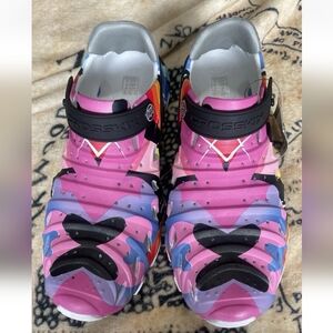 NWT Crosskix Men’s Size 6 The Every Wear Shoe Lightweight colorful